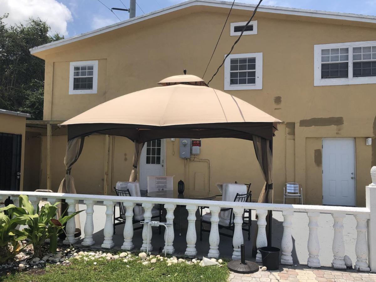 Ferienwohnung Miami House Exterior foto